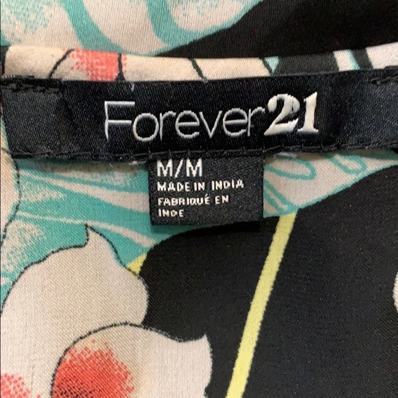 Forever 21 Cold Shoulder Floral Top Size M - Picture 5 of 6